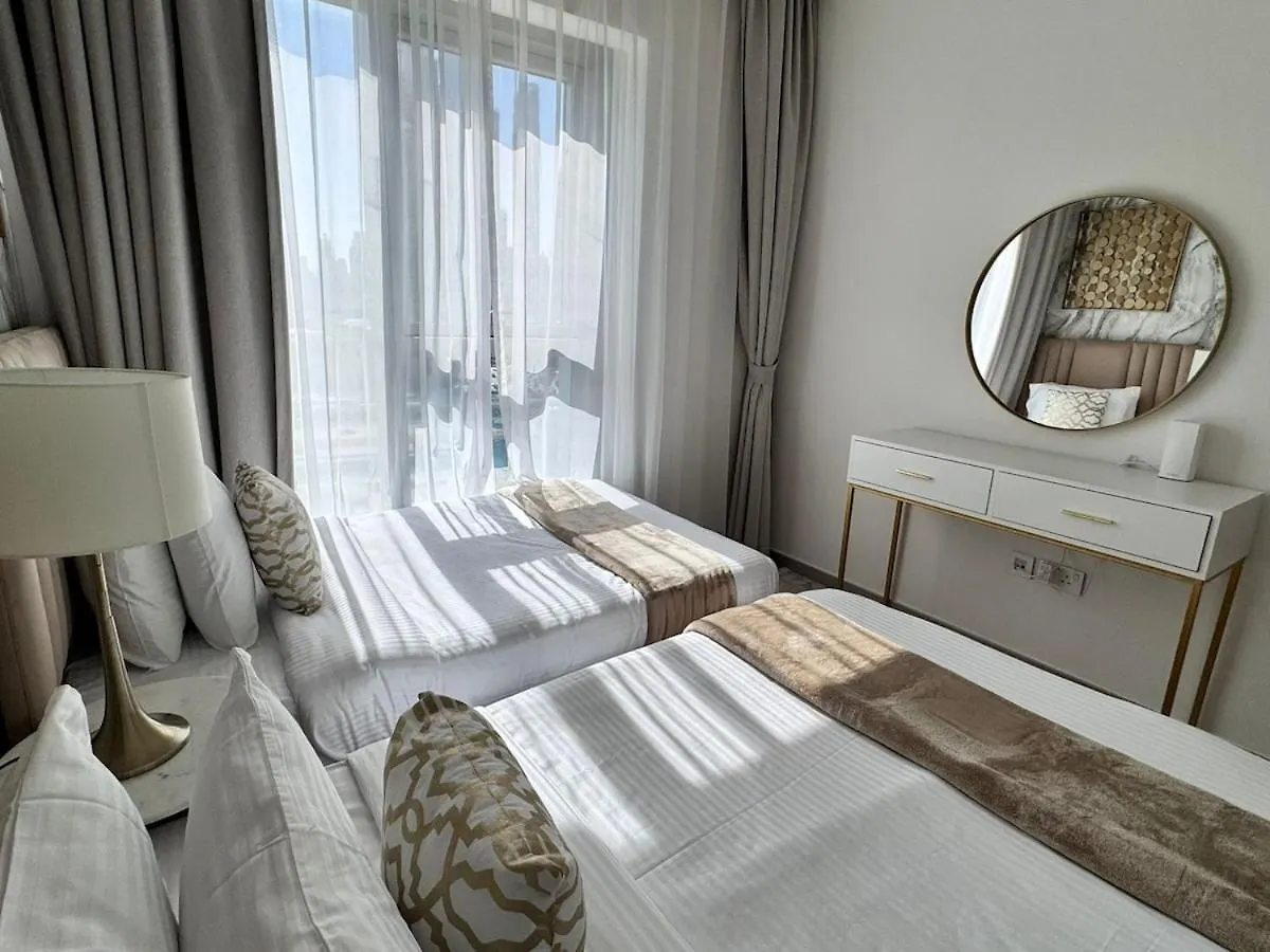 Iconic 2Br With Burj Khalifa & Downtown Views Apartment Dubai