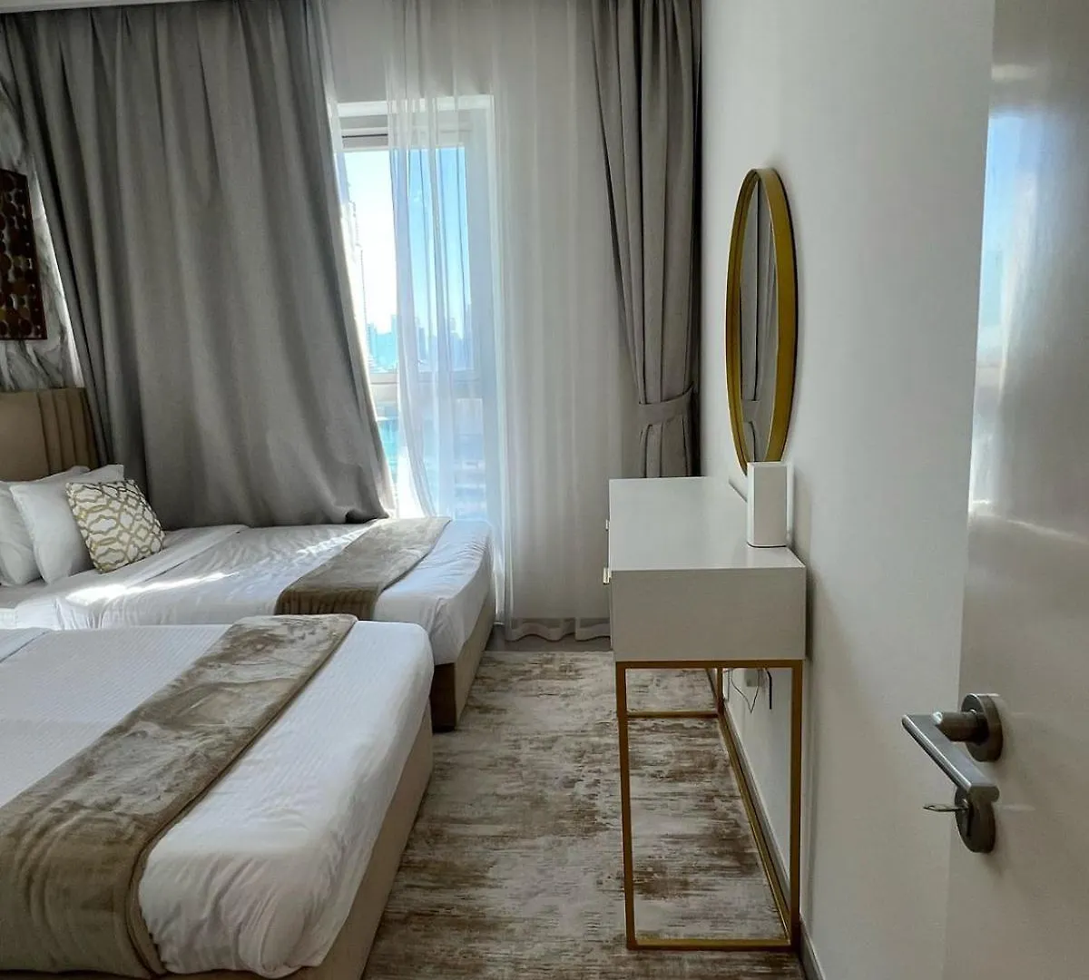 Iconic 2Br With Burj Khalifa & Downtown Views Apartment Dubai